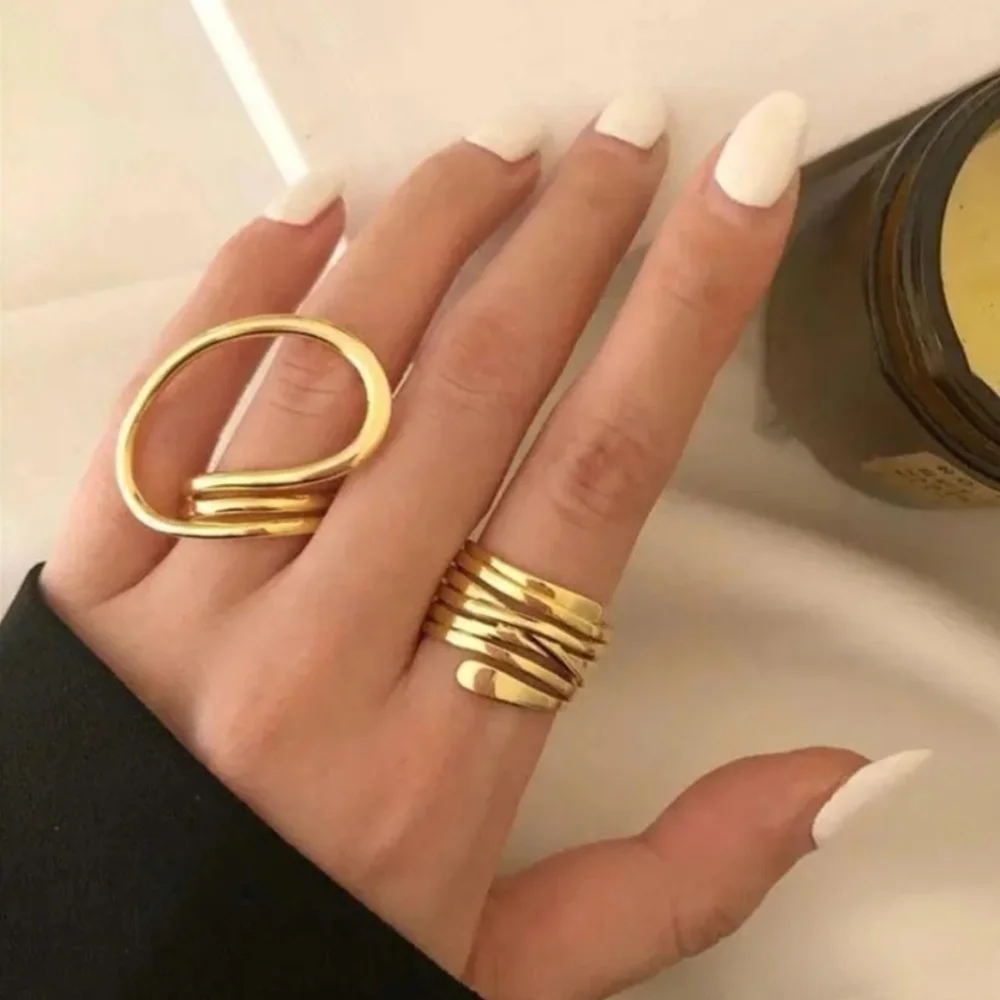Twist Ring NWT Set of 2 Gold Rings
